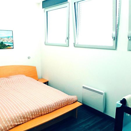 Appartamento Loft Des Ursulines Châlons-en-Champagne Esterno foto
